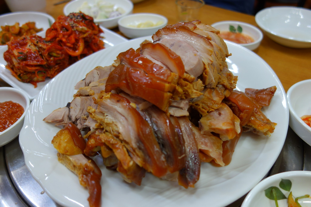 장터족발 이미지