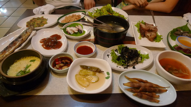 향촌동생고기육회 이미지