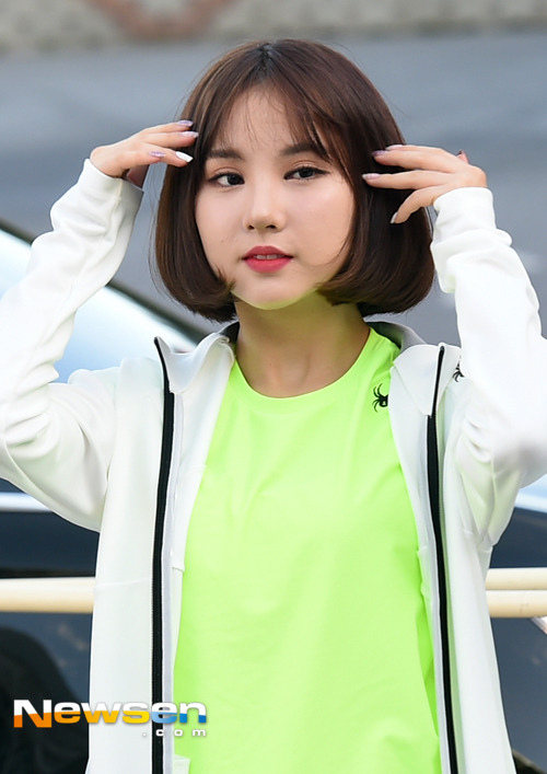 아육대 참석한 비시즌 여자친구 | 인스티즈