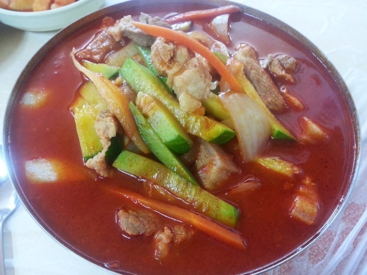 전라도말고 다른지역에서 찾아보기힘든 찌개 | 인스티즈