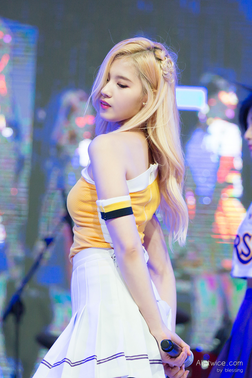 사나는 천사나인가요.gif | 인스티즈