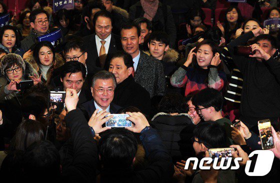 오늘자 대구 간 문재인 .jpg | 인스티즈