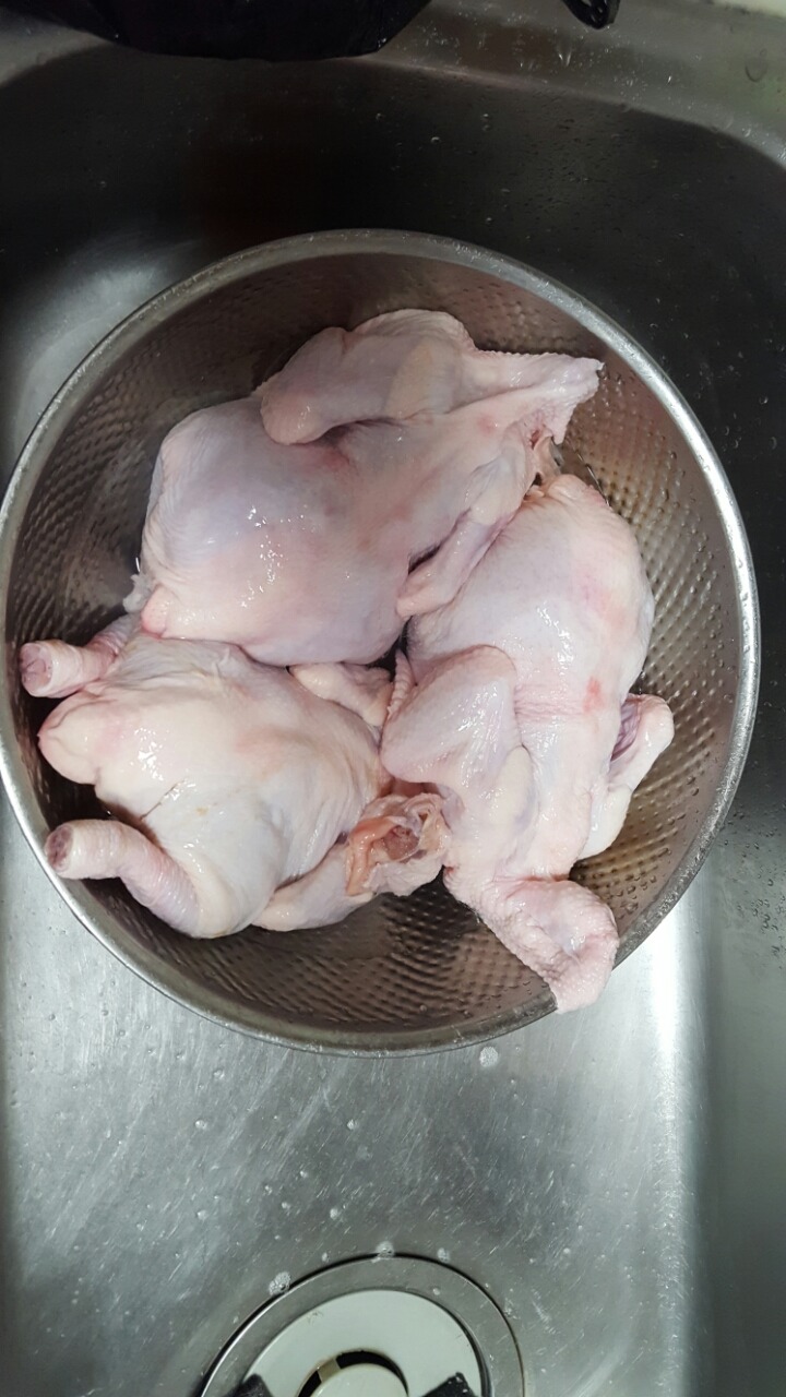 황칠백숙 이미지