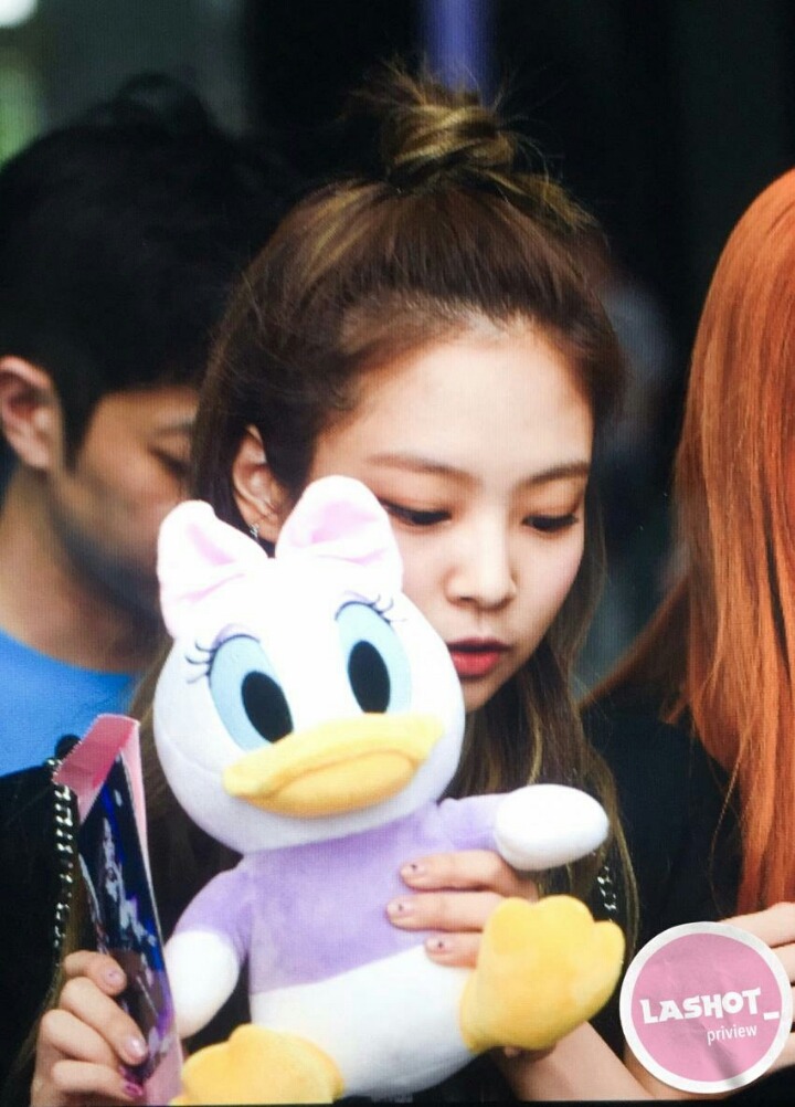 오늘자 블랙핑크 라디오 출퇴근 사진.jpg | 인스티즈