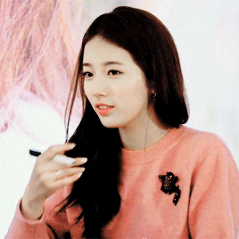 수지는 사랑입니다 gif | 인스티즈