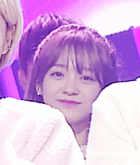 무대 뒤에서 끼 부리는 김세정 ㄷㄷ.gif | 인스티즈