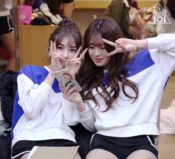 [프로듀스101] 이상한 조합이지만 볼 때마다 붙어다니는 조합.gif | 인스티즈