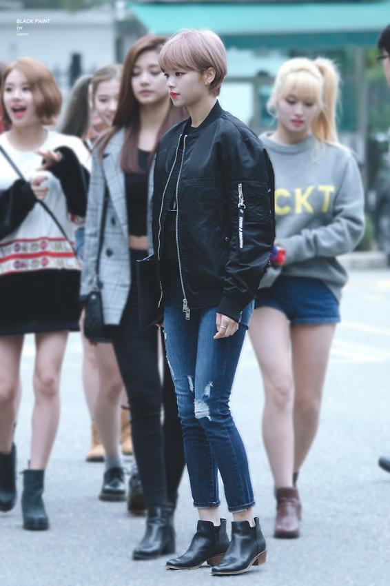 [트와이스] 연예인 중에서도 비율 좋은 편인 정연 | 인스티즈