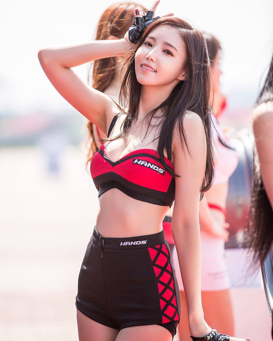 여자친구처럼 나온 레이싱모델 김보라 | 인스티즈