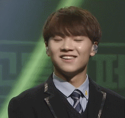 무대에서 성장드라마 남주같았던 김선재.gif | 인스티즈