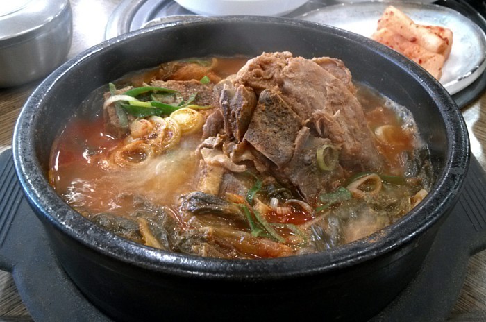 뼈다귀해장국 이미지