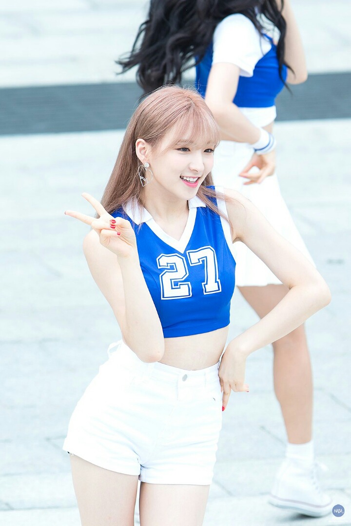 밖에서 새가 기분좋게 울어서 우주소녀 은서 | 인스티즈