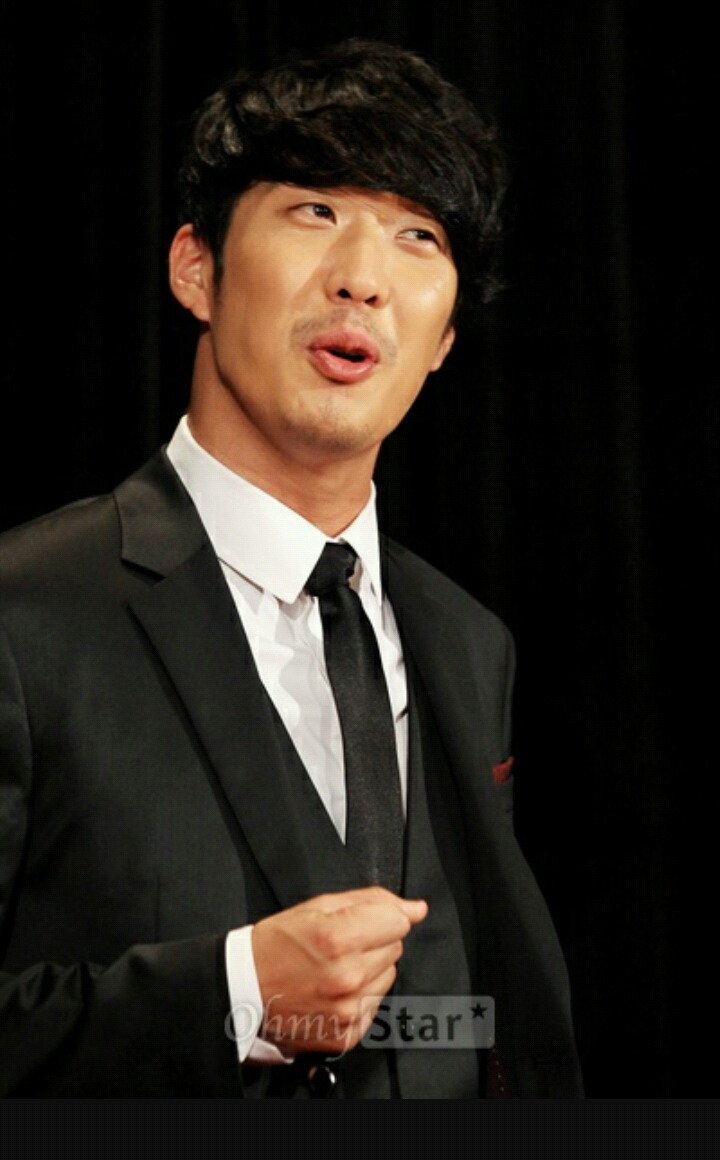 반박이 불가능한 진짜 섹시하게 생긴 연예인 | 인스티즈