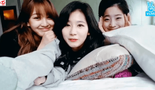 [데이터주의] 트와이스 V앱 SANA | 인스티즈