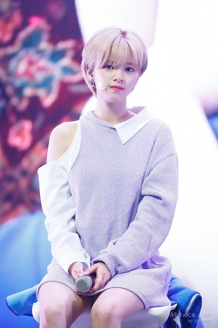 2017 첫 트와이스 정연 | 인스티즈