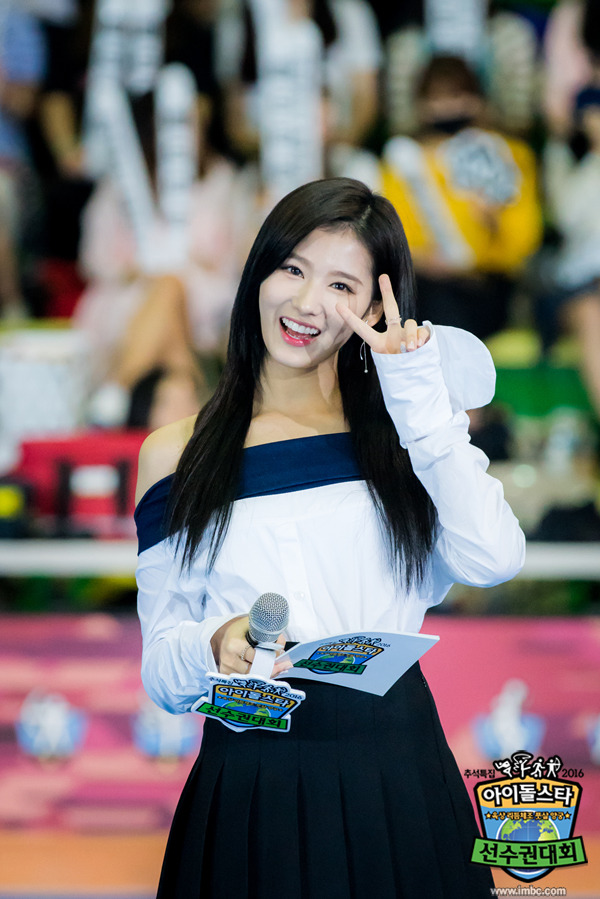 [트와이스] 사나 mc 뉴짤 jpg | 인스티즈