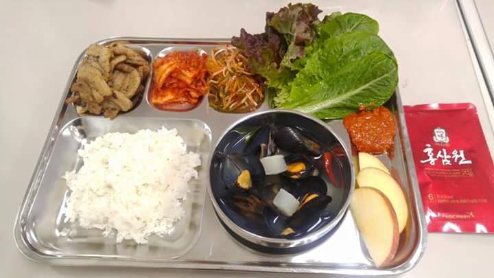 육군과 비교되는 흔한 의경짬밥.jpg | 인스티즈