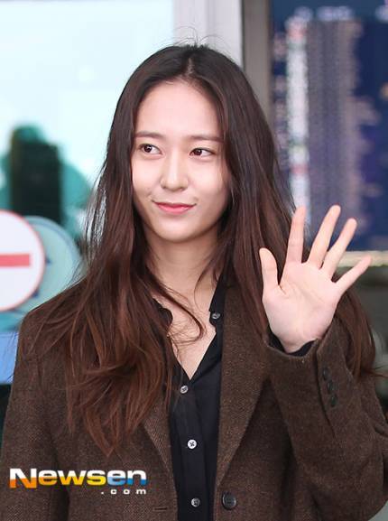 오늘자 크리스탈 | 인스티즈