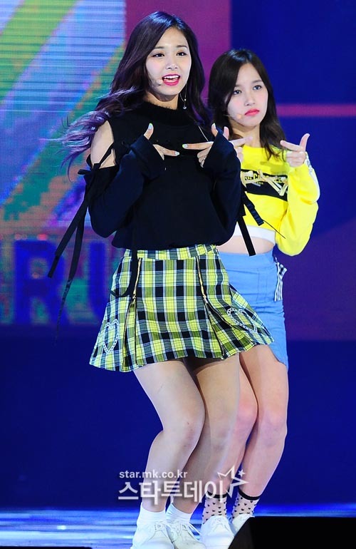 오늘자 쯔위 | 인스티즈