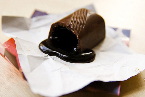 페레로 알아여? Ferrero?? 페레로에선 로쉐만 만드는게 아니야 그리고 독일인들도 잘 모르는 사실이 이찌 | 인스티즈