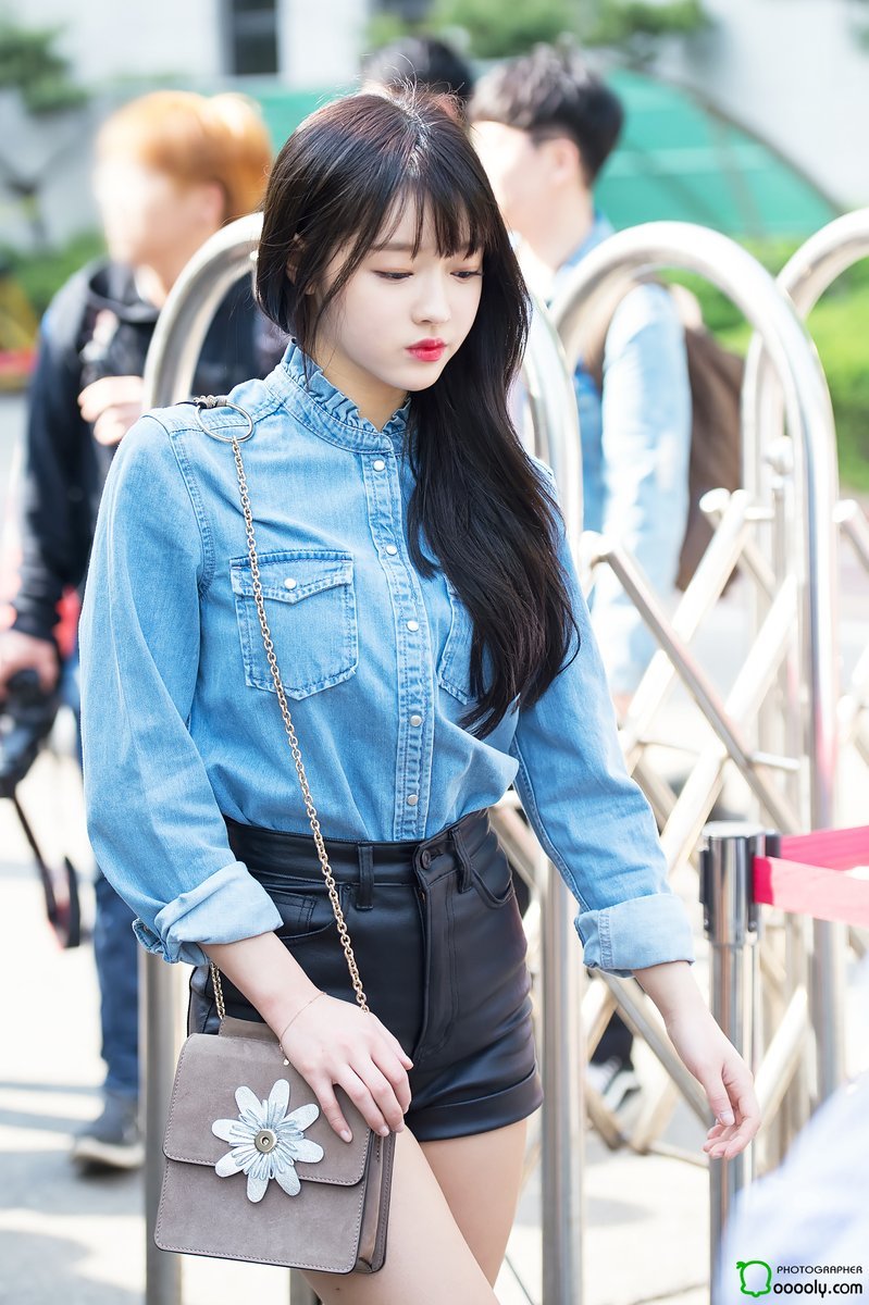 오늘자 뮤뱅 출근길 오마이걸 유아.jpg | 인스티즈