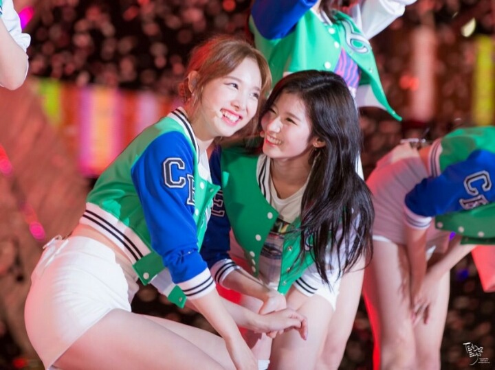 그저께 열린음악회 트와이스(50장 주의) | 인스티즈