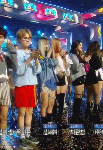 오늘자 블랙핑크 지수.gif | 인스티즈