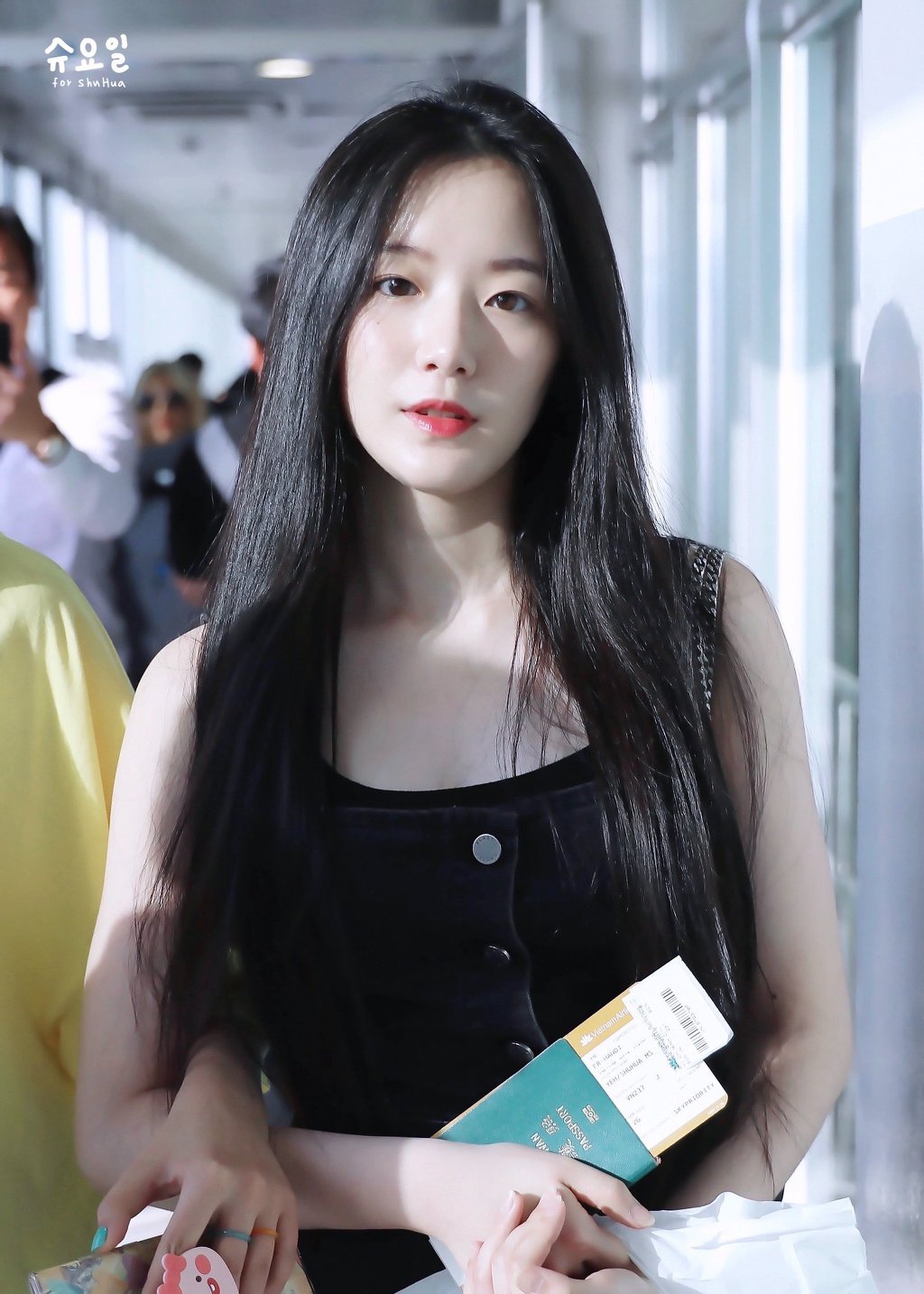(여자)아이들의 비쥬얼담당 백설공주 슈화.jpgif (311장) | 인스티즈