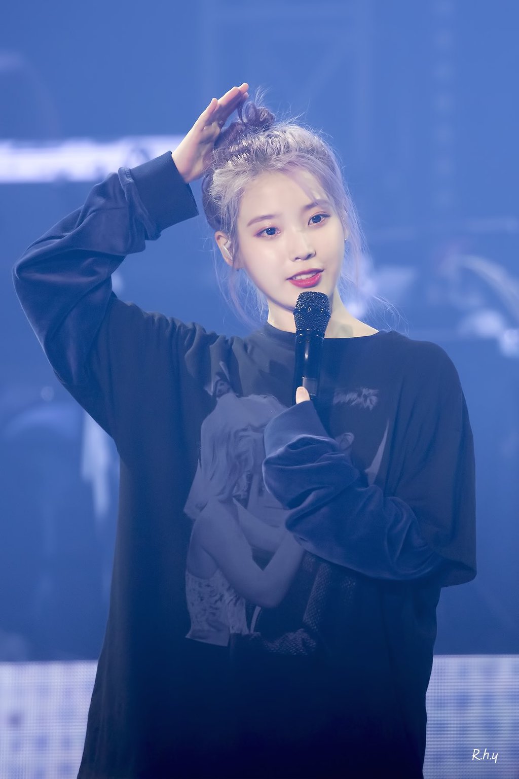 보라색 머리 아이유.jpg | 인스티즈