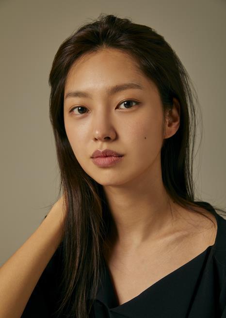 김민정, 제작진과 이견으로 '타짜3' 하차…대타 최유화, 이미 촬영 시작 | 인스티즈