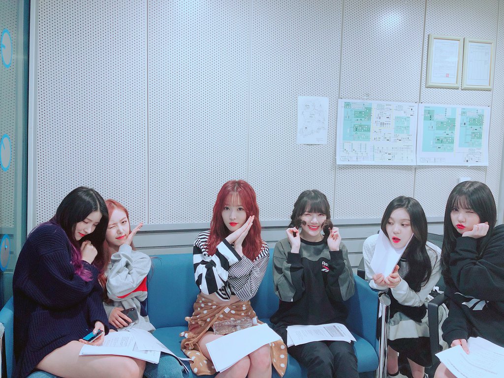 아이스버킷 참여하면 좋겠어서 여자친구.jpg.gif.미모 실화?! | 인스티즈