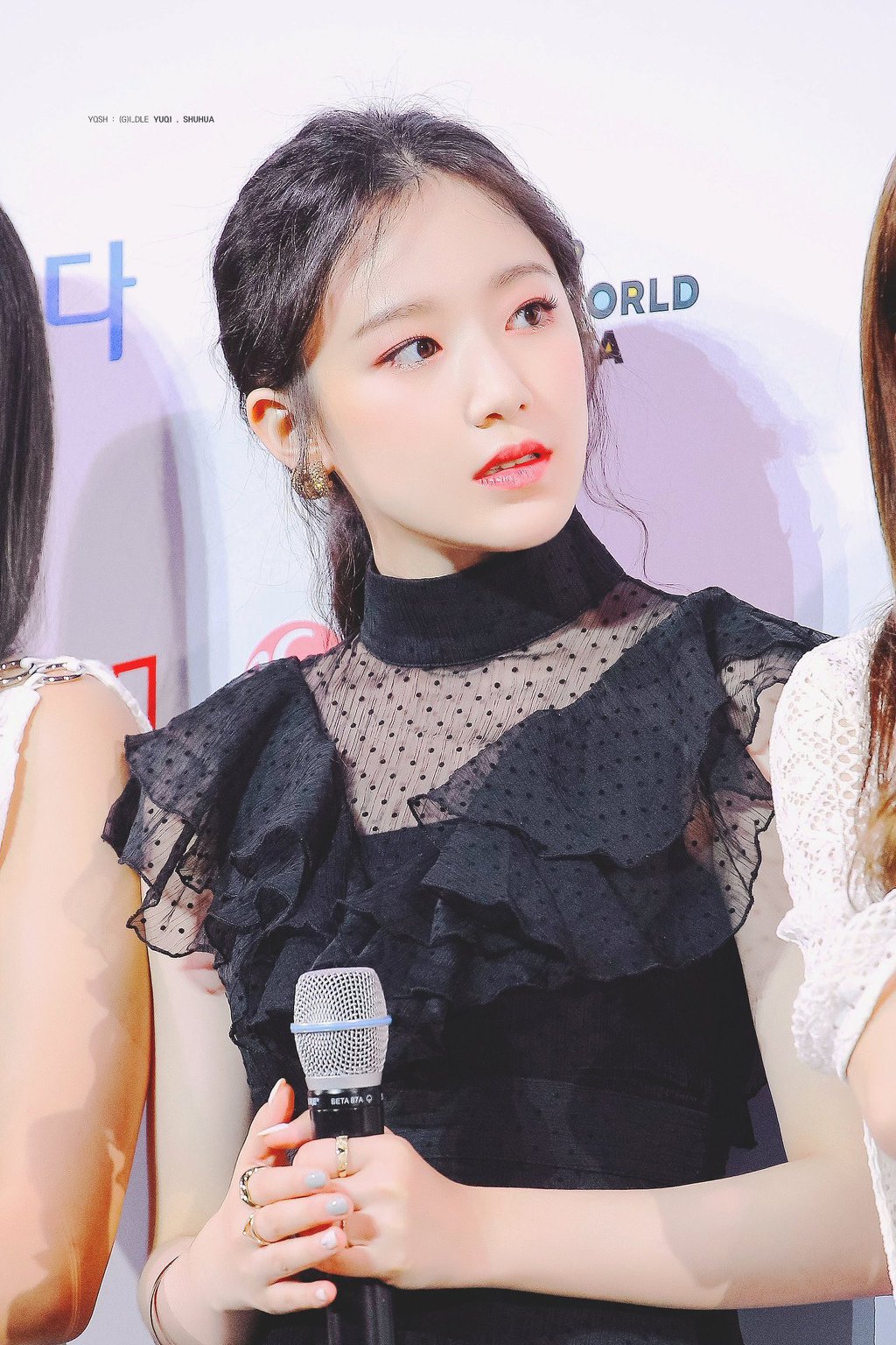 (여자)아이들의 비쥬얼담당 백설공주 슈화.jpgif (311장) | 인스티즈