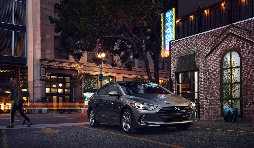 현대 신형 엑센트 vs 아반떼 vs 쏘나타 vs 그랜져 디자인 대결 [데이터주의] | 인스티즈