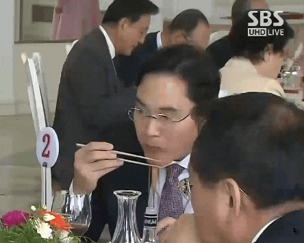 냉면먹는 재드래곤 | 인스티즈