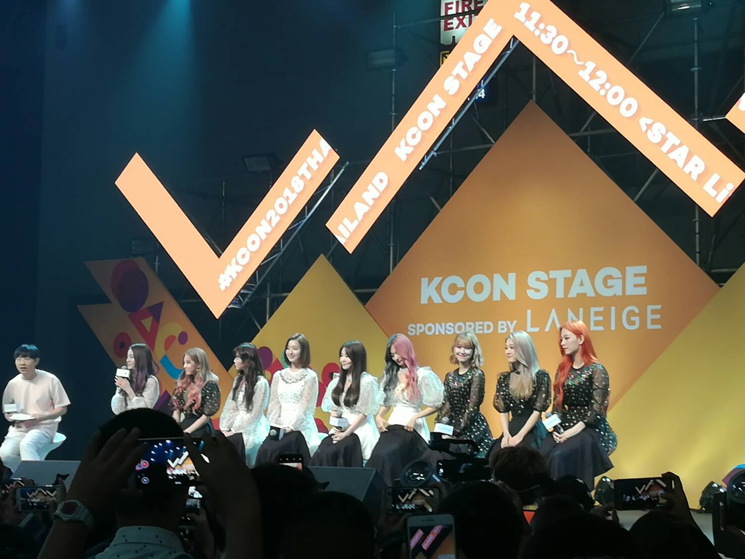 프로미스나인 태국 k콘사진 | 인스티즈