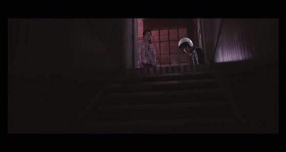 강산맨션 102호에는 살인마가 살고있다. ＜영화＞ 이웃사람 02 | 인스티즈