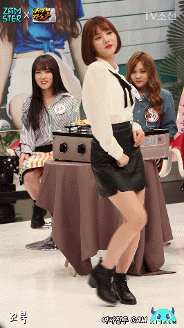 여자친구의 은하가 섹시댄스를 시도하고 있다.gif | 인스티즈