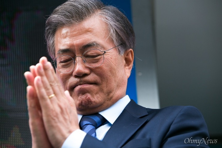 문대통령 국정운영 잘하고있다 vs 그닥 모르겠다 | 인스티즈