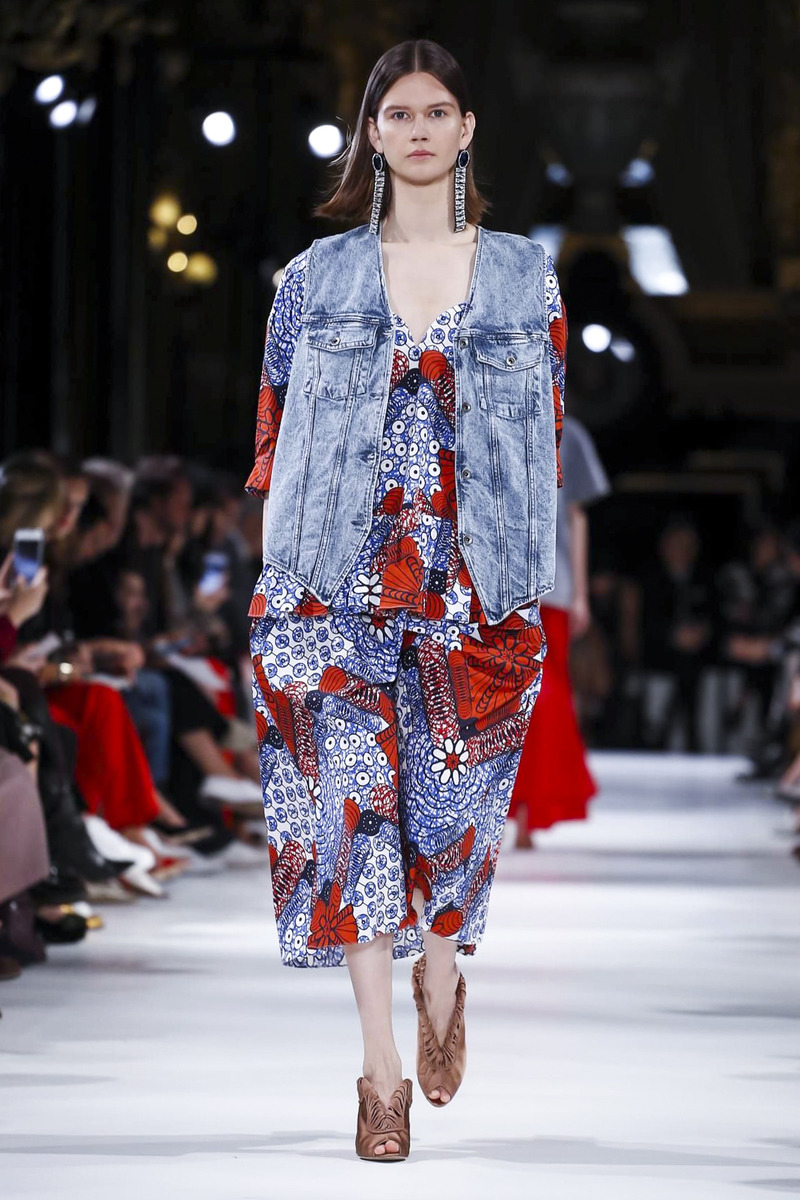 티베트에서 영감받은 스텔라 맥카트니 2018 S/S 컬렉션 | 인스티즈