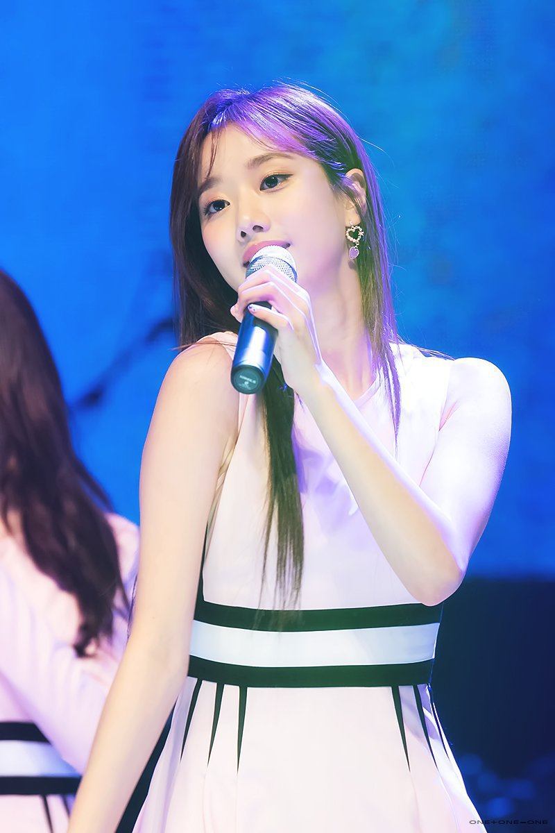 상큼하게 이쁜 에이프릴 이나은.jpgif | 인스티즈