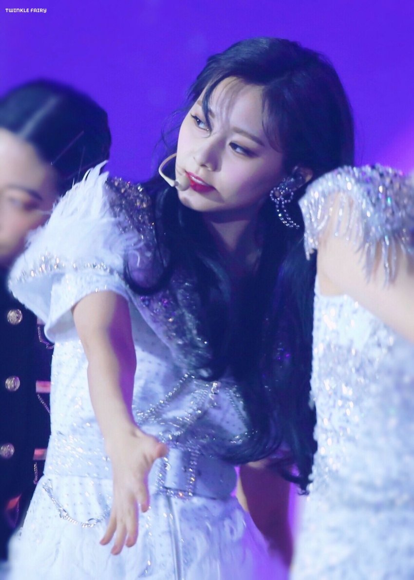 감탄만 나오는 최근 쯔위의 미모.jpgif | 인스티즈