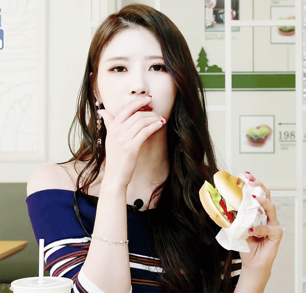 [러블리즈] 아침엔 치즈버거라서 미주 | 인스티즈