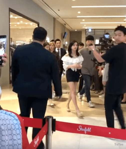 중단발이 너무 잘어울리는 블랙핑크 지수 | 인스티즈
