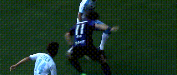 감바오사카 황의조 지리는 골 ㄷㄷㄷ.gif | 인스티즈