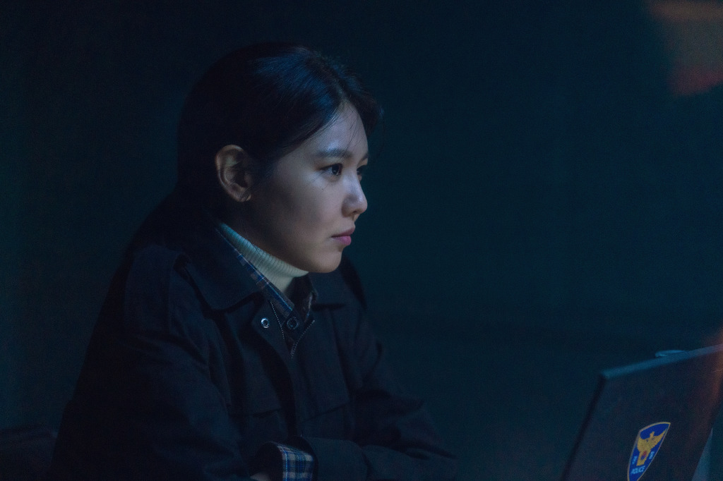 999E5E3B5E6C1330133689