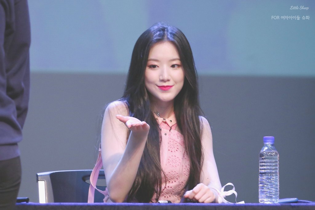 (여자)아이들의 비쥬얼담당 백설공주 슈화.jpgif (311장) | 인스티즈