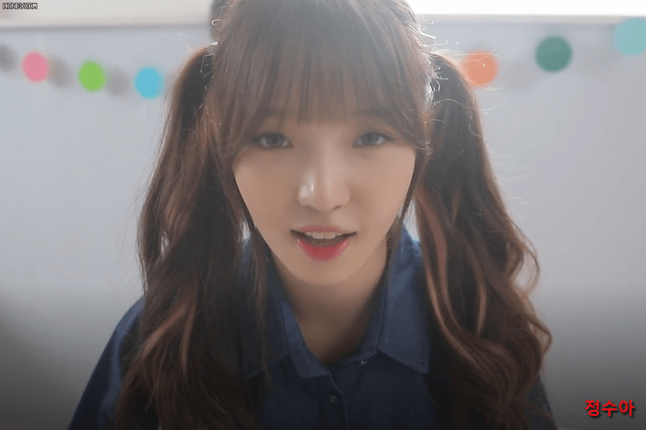 프로미스 나인 두근두근(DKDK) 자켓 비하인드.gif | 인스티즈