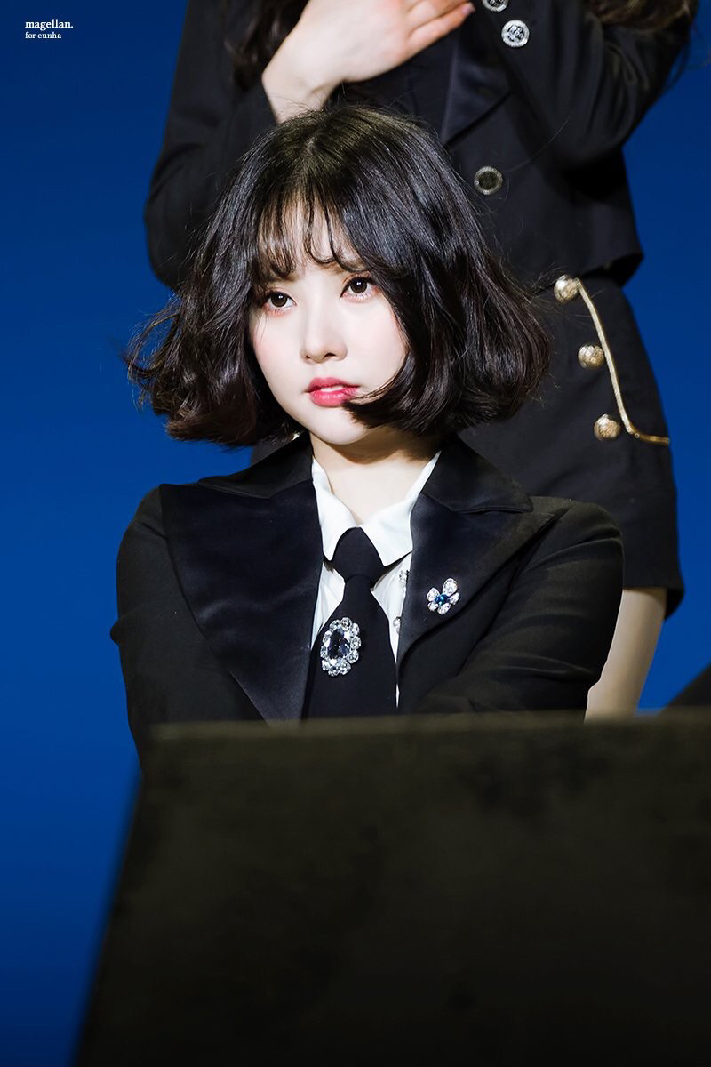 [여자친구] 주문한 와칸다 여권 케이스가 도착해서 은하 | 인스티즈