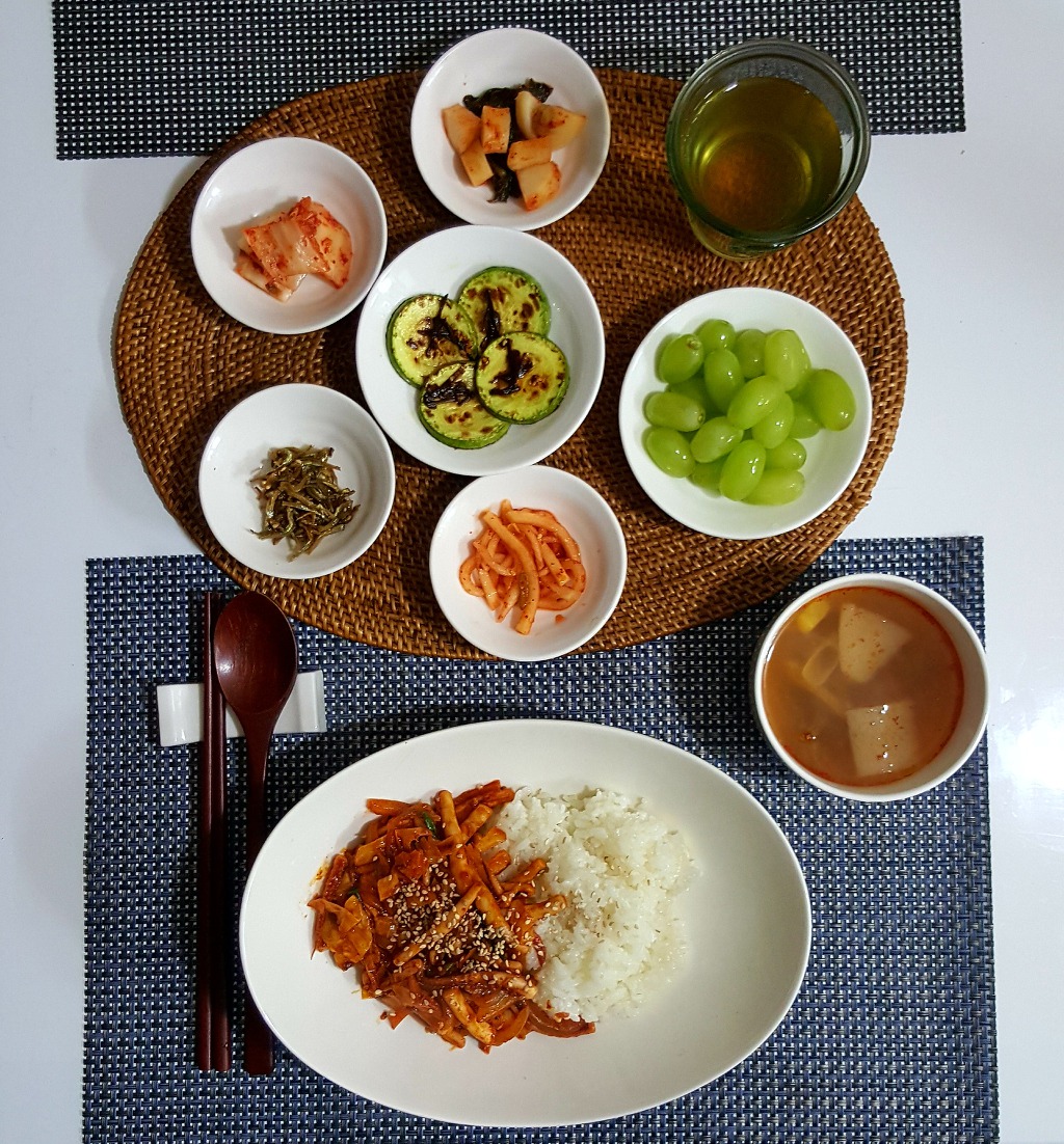 아침밥상 이미지