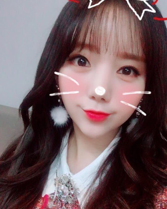 [러블리즈] 밥도 먹고 난로가에 앉으니 자연스레 졸음이 쏟아져서 케이 | 인스티즈